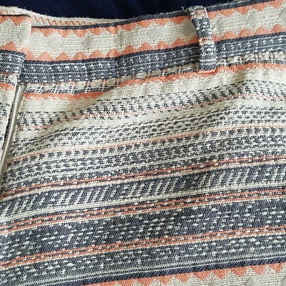 Pattern Shorts - Picture 2 of 5